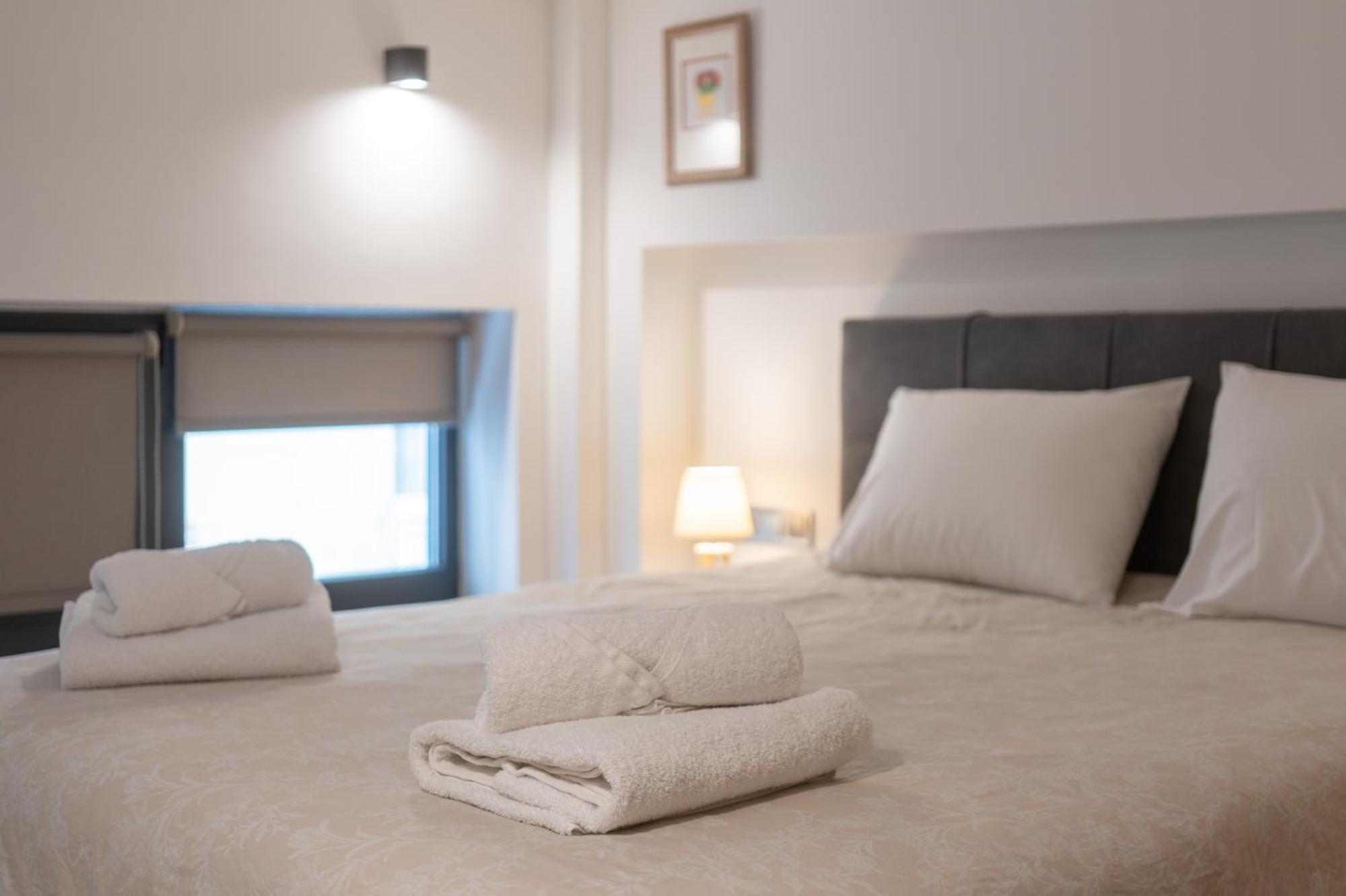 Demeter'S Loft-Stylish Exclusive Athenian Retreat Apartment Bagian luar foto